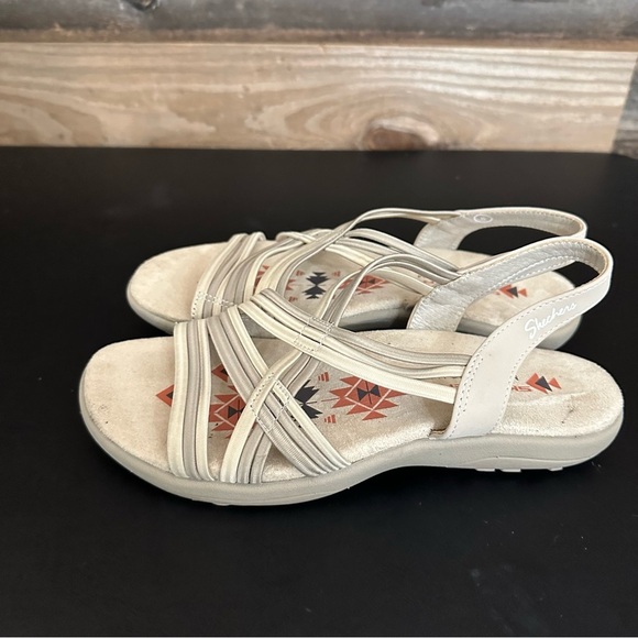 Skechers Reggae Slim Simply Stretch Sandals Beige Taupe Slingback Size 8 - Picture 2 of 10